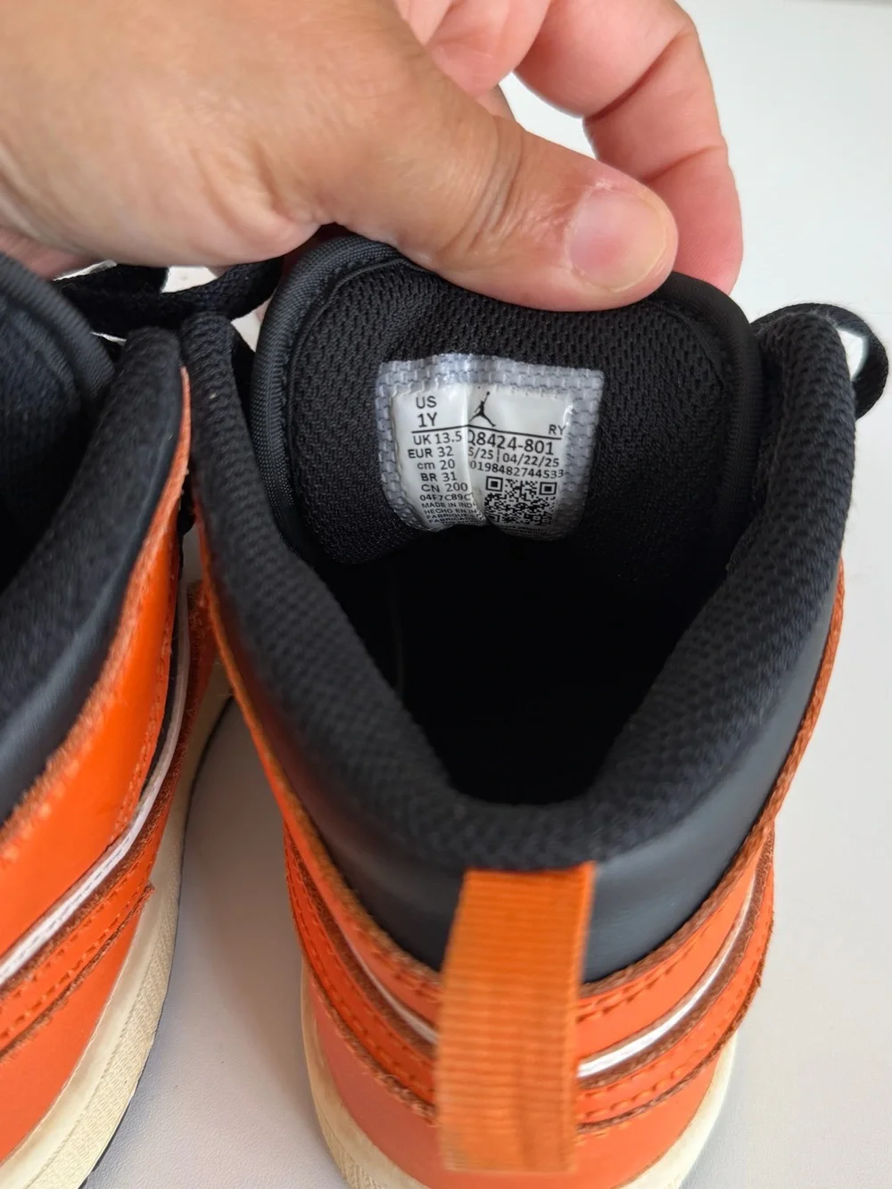 Kids Air Jordan 1 STARFISH/BLACK WHITE SAIL Sneakers